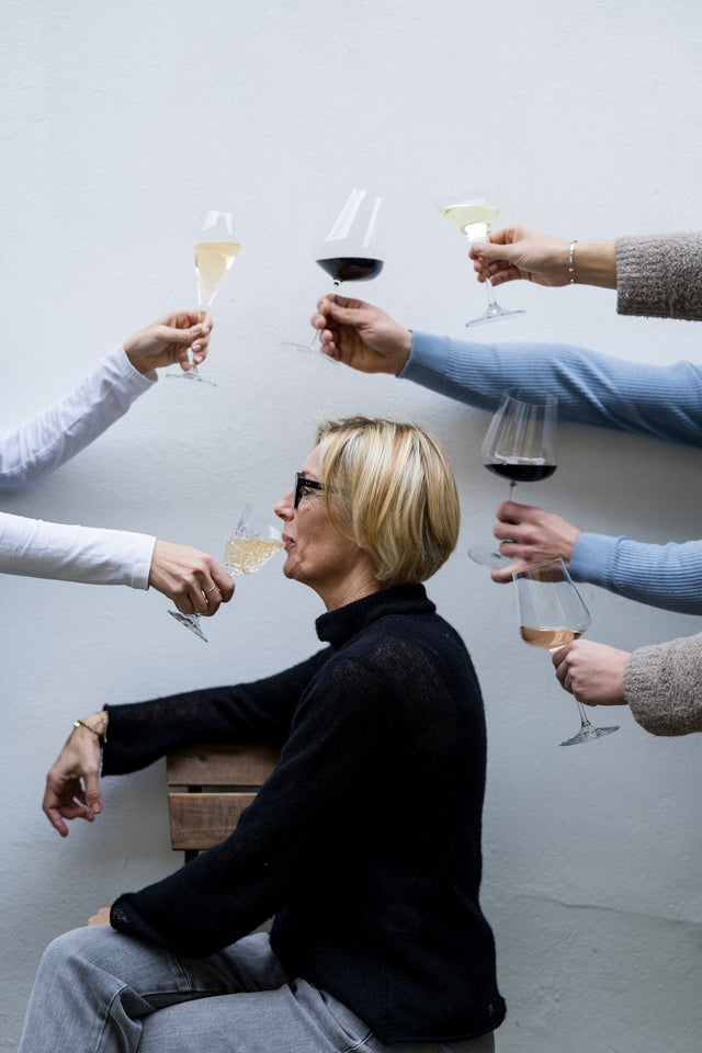 Weine im Barriquekeller des Weinguts Lang